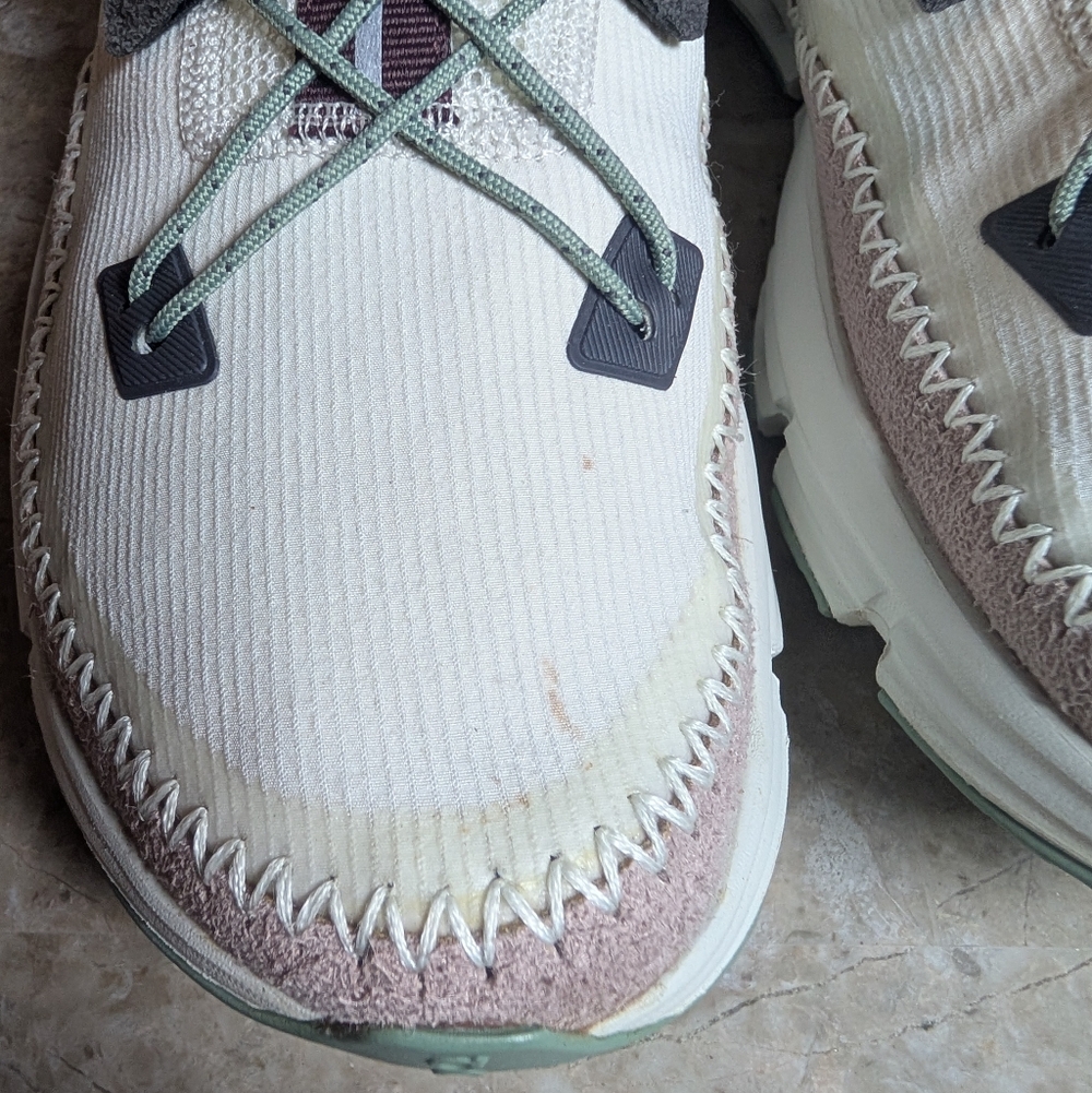 On Cloud Cloudaway Swiss Engineering Ice Moss Run… - image 4